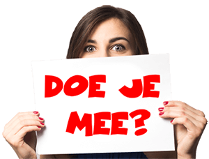 vrouw met bord met tekst doe je mee voor gezicht