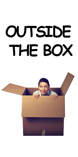 vrouw in doos en  tekst out of the box 